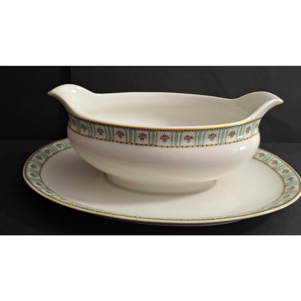 Charles F Haviland Limoges CHF 514 Gravy Sauce Boat w/Attached Underplate